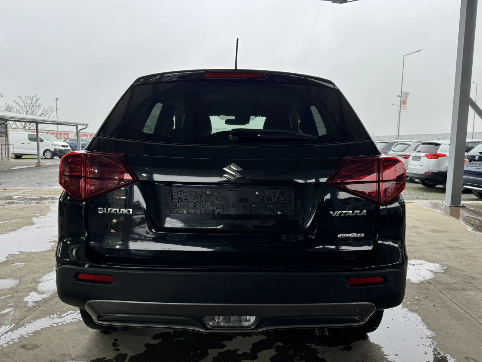 Suzuki Vitara 112ps* 4x4* DISTRONIC* НАВИ* КОЖА* КАМЕРА - изображение 4