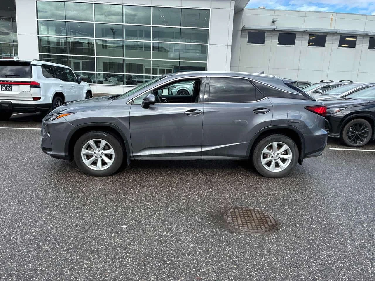 Lexus RX 350 * AWD 4dr * PANO* KEYLESS* ПОДГРЕВ* , снимка 2 - Автомобили и джипове - 53762275