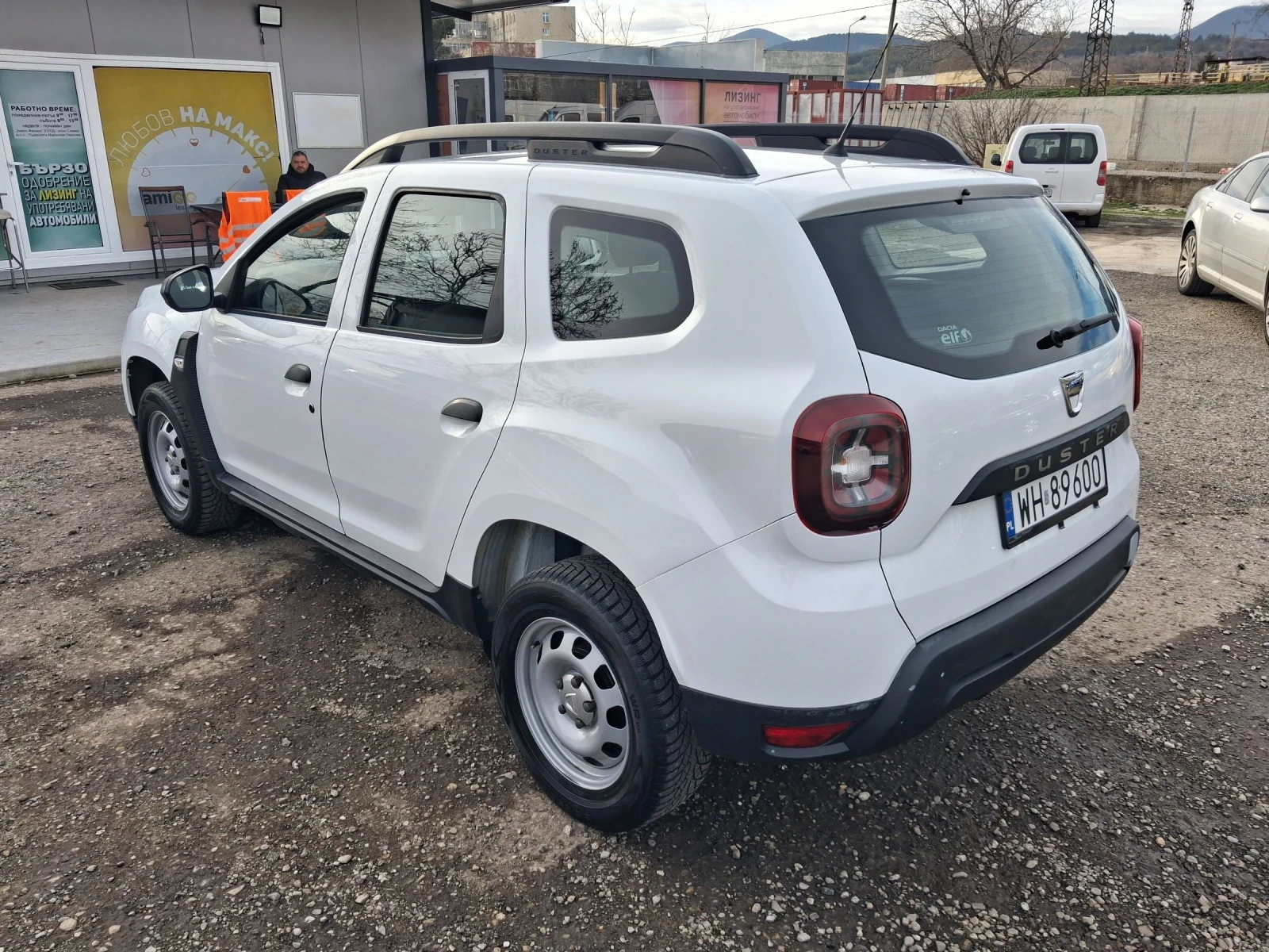Dacia Duster 1.5 DCI темпомат,  6 скорости , оригинален вид, снимка 9 - Автомобили и джипове - 53773579