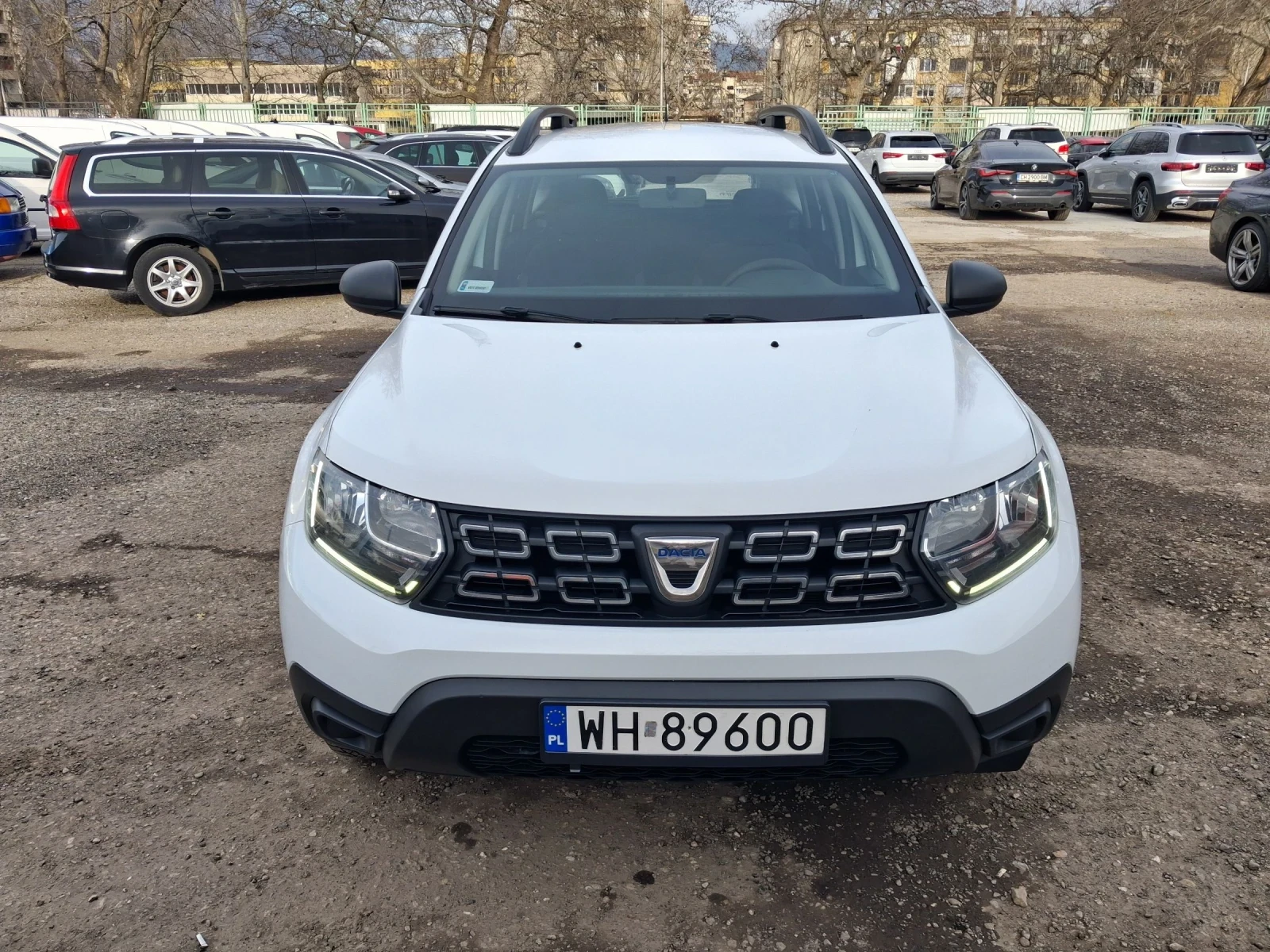 Dacia Duster 1.5 DCI темпомат,  6 скорости , оригинален вид, снимка 2 - Автомобили и джипове - 53773579