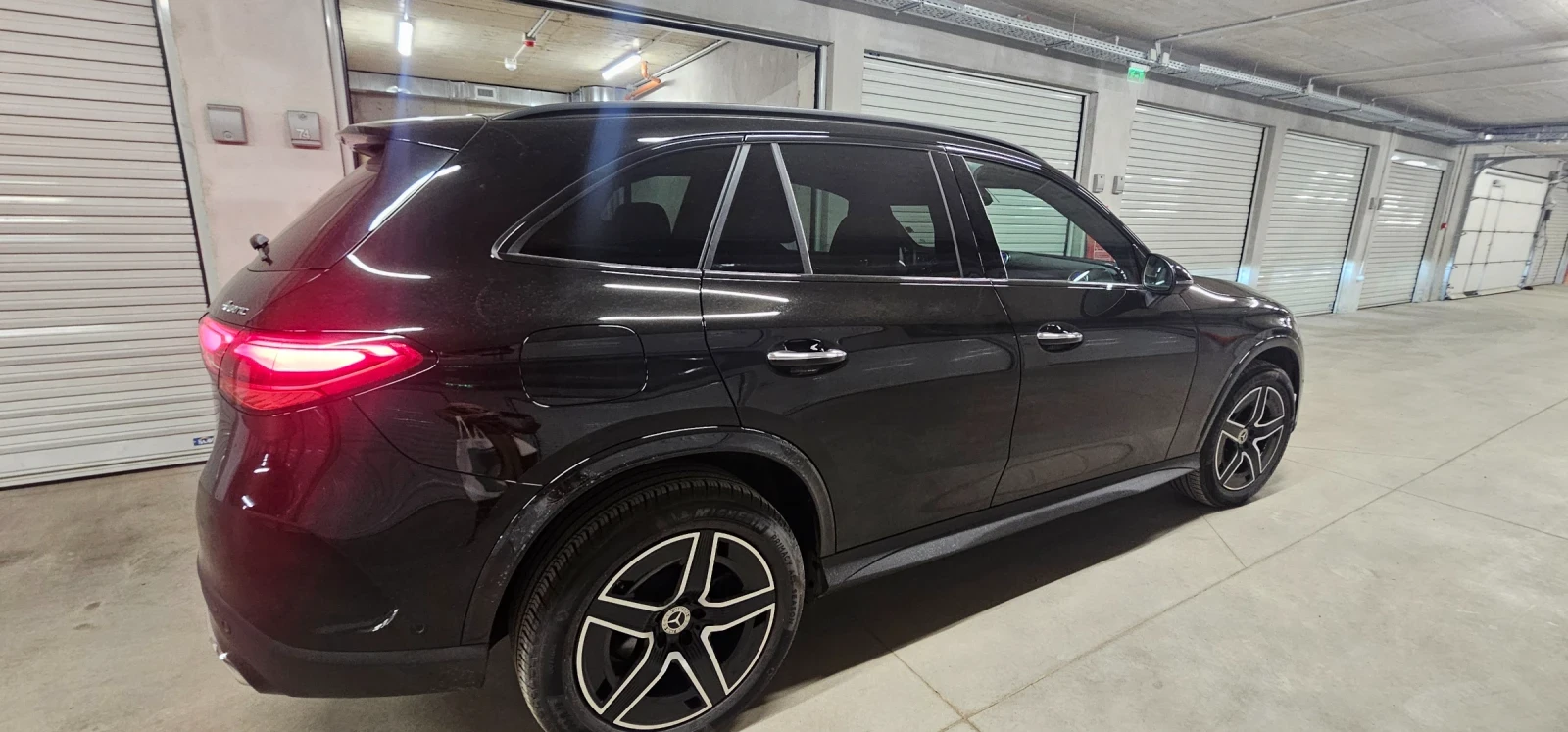 Mercedes-Benz GLC 300 300 AMG 4 MATIC, снимка 3 - Автомобили и джипове - 53859339