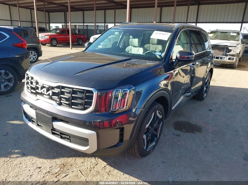 Kia Telluride 3.8l S, снимка 2 - Автомобили и джипове - 54424578