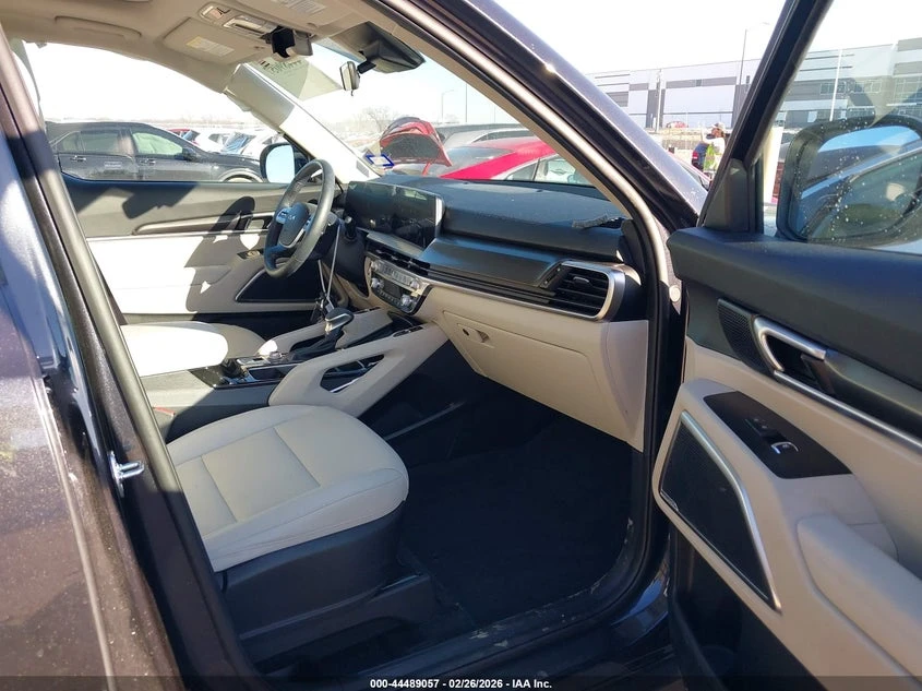 Kia Telluride 3.8l S, снимка 5 - Автомобили и джипове - 54424578