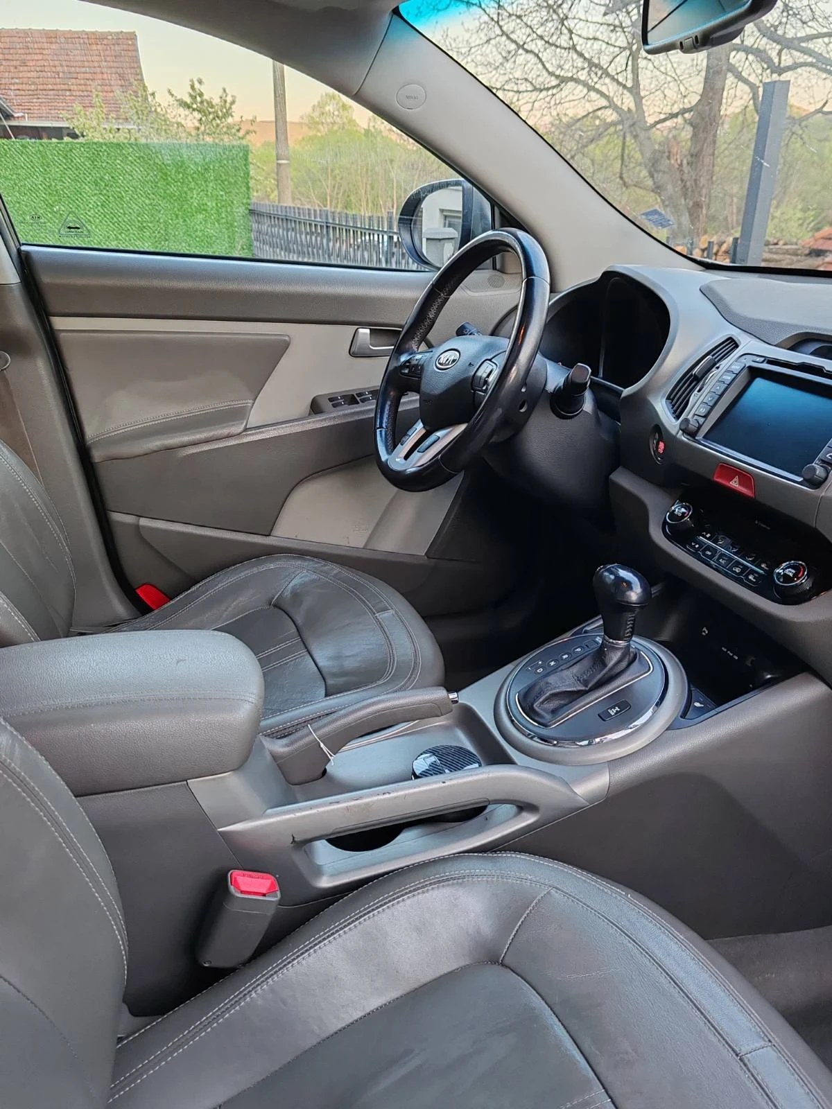 Kia Sportage 2.0 D. 136 к.с. панорама.нави.4х4. Автомат.Кожа. , снимка 13 - Автомобили и джипове - 54671714