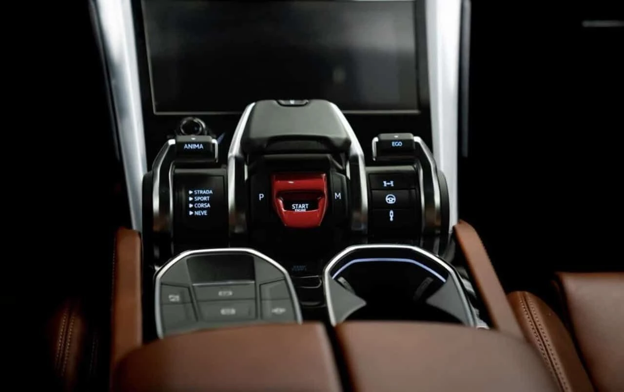 Lamborghini Urus * CARFAX * ЦЕНА ДО БГ, снимка 3 - Автомобили и джипове - 54742825