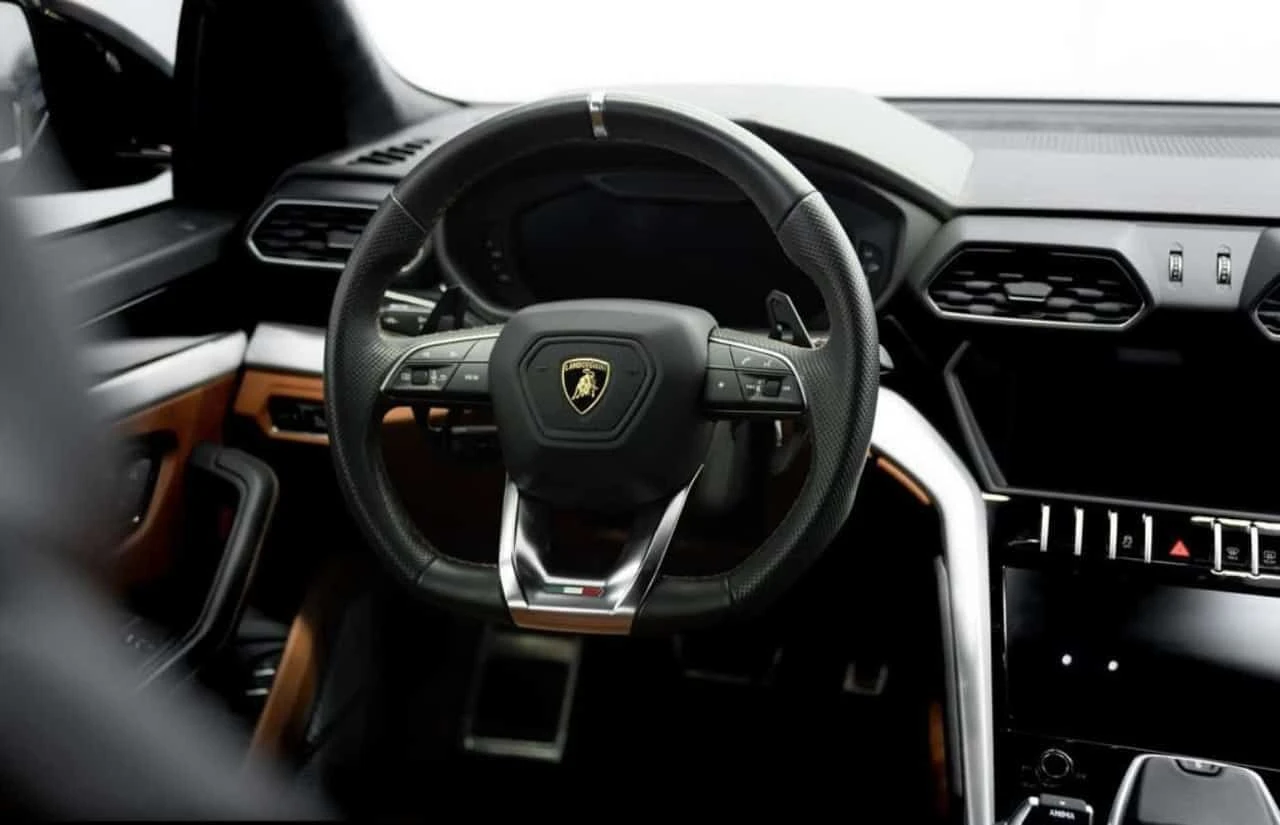 Lamborghini Urus * CARFAX * ЦЕНА ДО БГ, снимка 13 - Автомобили и джипове - 54742825