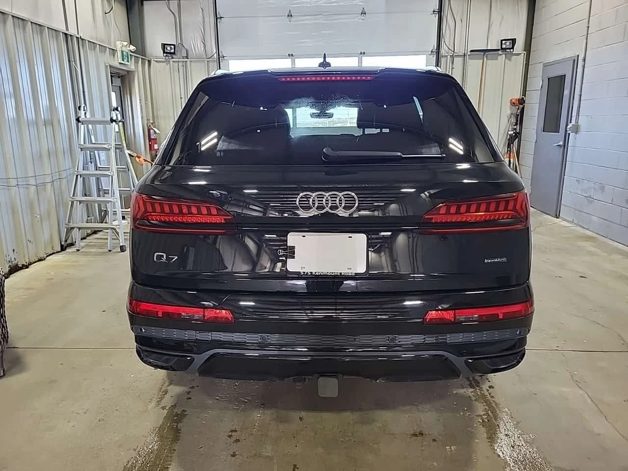Audi Q7  KOMFORT | PANO | KOJA | AVTOKREDIT , снимка 5 - Автомобили и джипове - 54970079