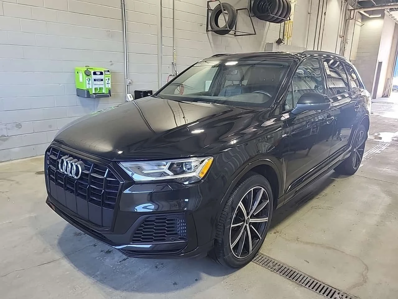 Audi Q7 * KOMFORT * CARFAX * БЕЗ ПЪРВОНАЧАЛНА ВНОСКА
