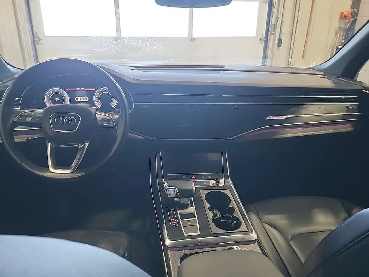 Audi Q7  KOMFORT | PANO | KOJA | AVTOKREDIT , снимка 9 - Автомобили и джипове - 54970079
