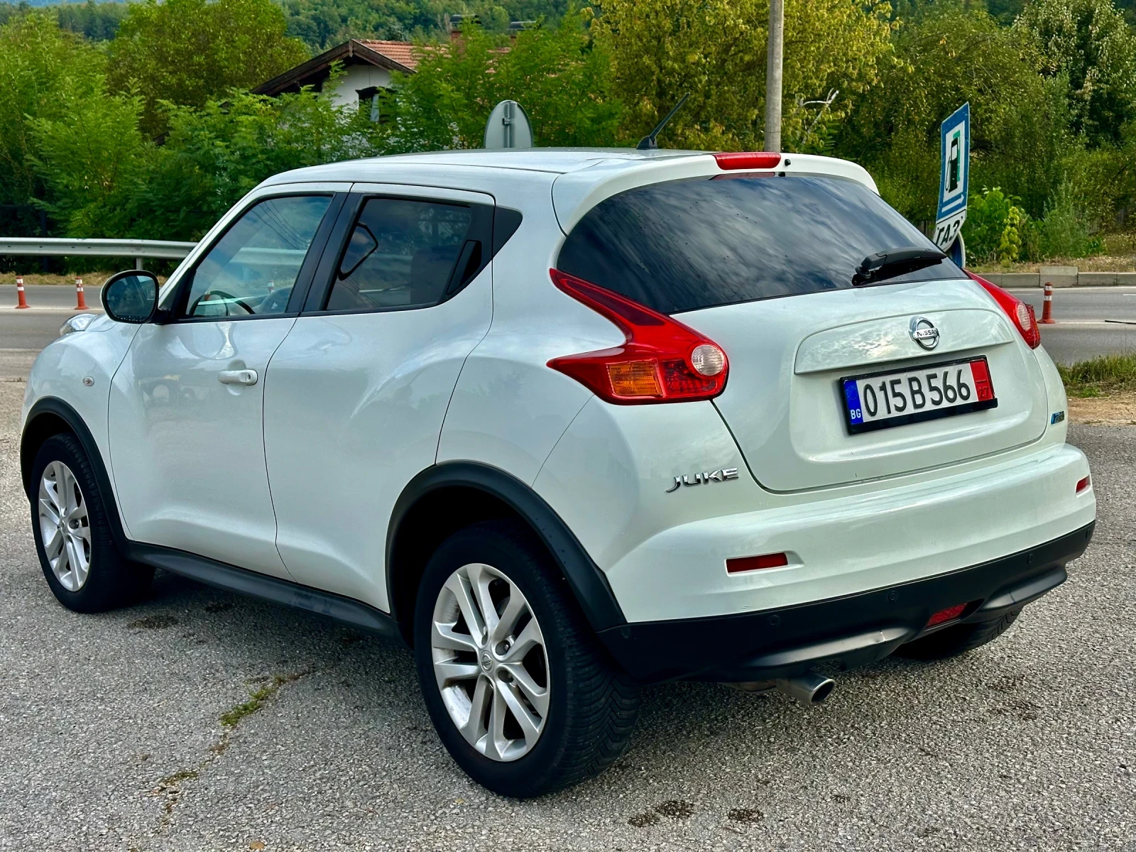 Nissan Juke 1.5 DCi 2012г , снимка 5 - Автомобили и джипове - 55874069
