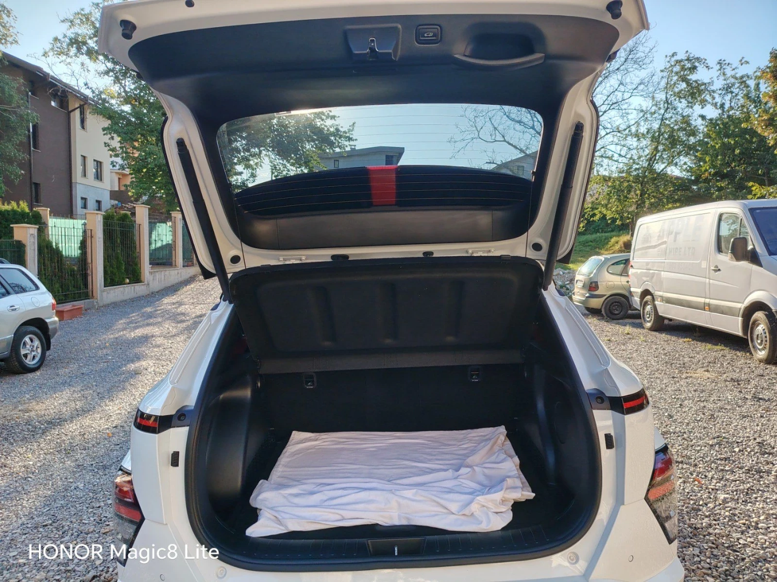 Hyundai Kona 1.6 turbo, снимка 7 - Автомобили и джипове - 56331841