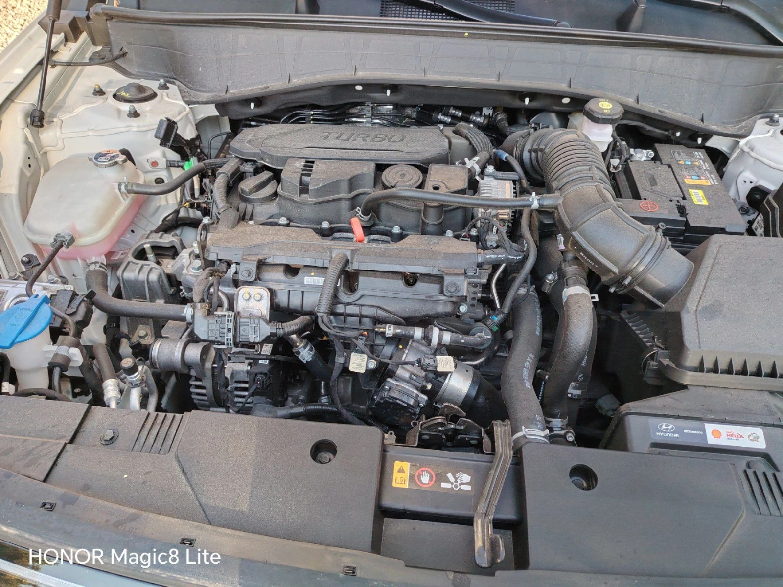 Hyundai Kona 1.6 turbo, снимка 16 - Автомобили и джипове - 56331841