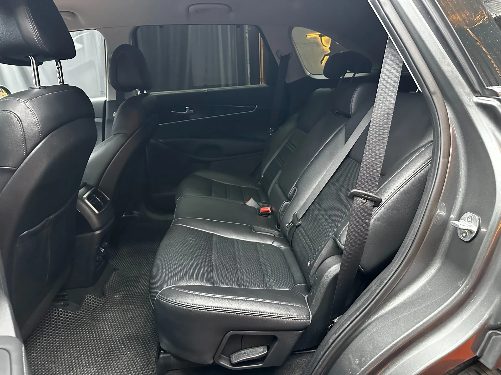 Kia Sorento 2.2d 202 �.�./�� �����/�������� | Mobile.bg � ����������� 8