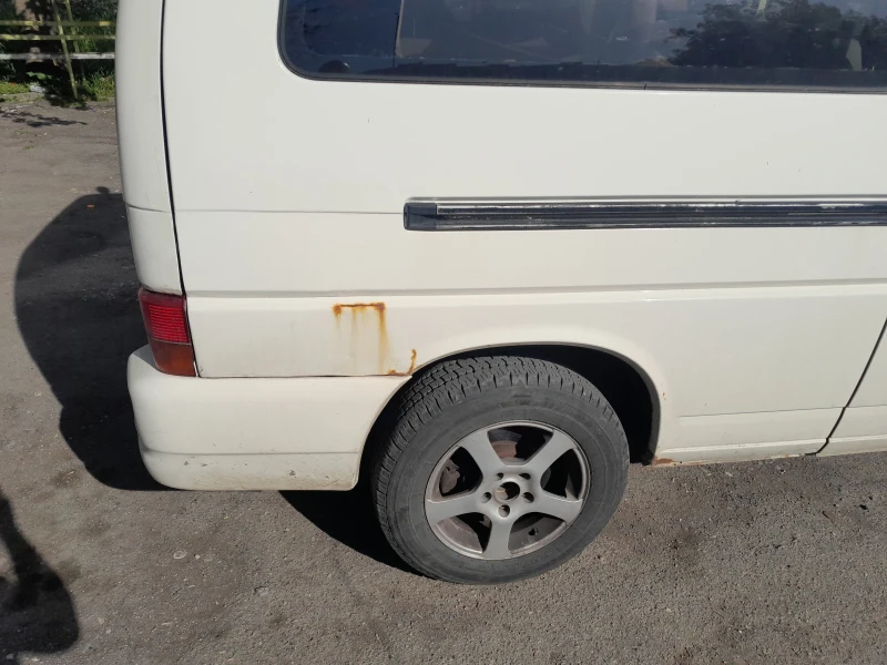 VW Caravelle Синхро, снимка 6 - Бусове и автобуси - 52351600