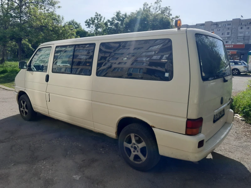 VW Caravelle Синхро, снимка 7 - Бусове и автобуси - 52351600