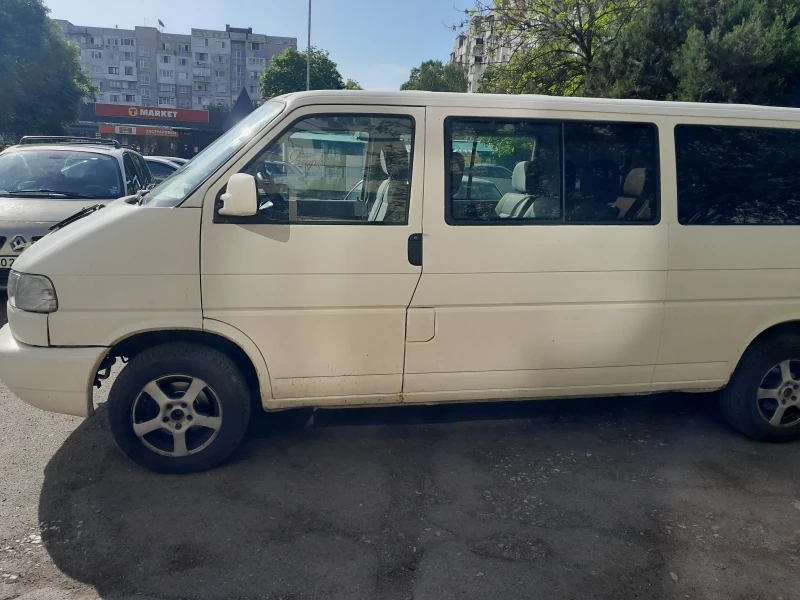 VW Caravelle Синхро, снимка 8 - Бусове и автобуси - 52351600