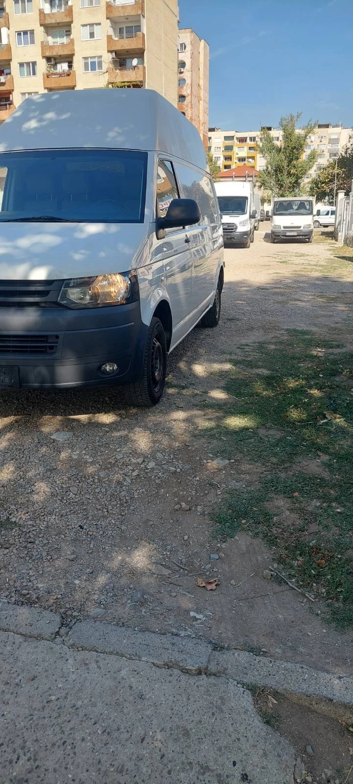 VW Transporter 2.0 tdi клима, снимка 2 - Бусове и автобуси - 56429337