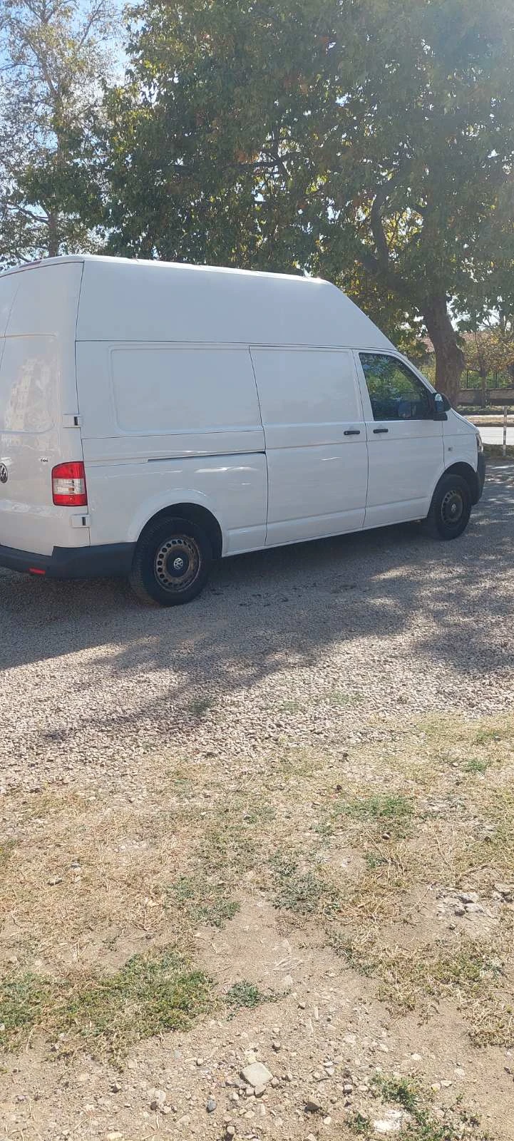 VW Transporter 2.0 tdi клима, снимка 4 - Бусове и автобуси - 56429337