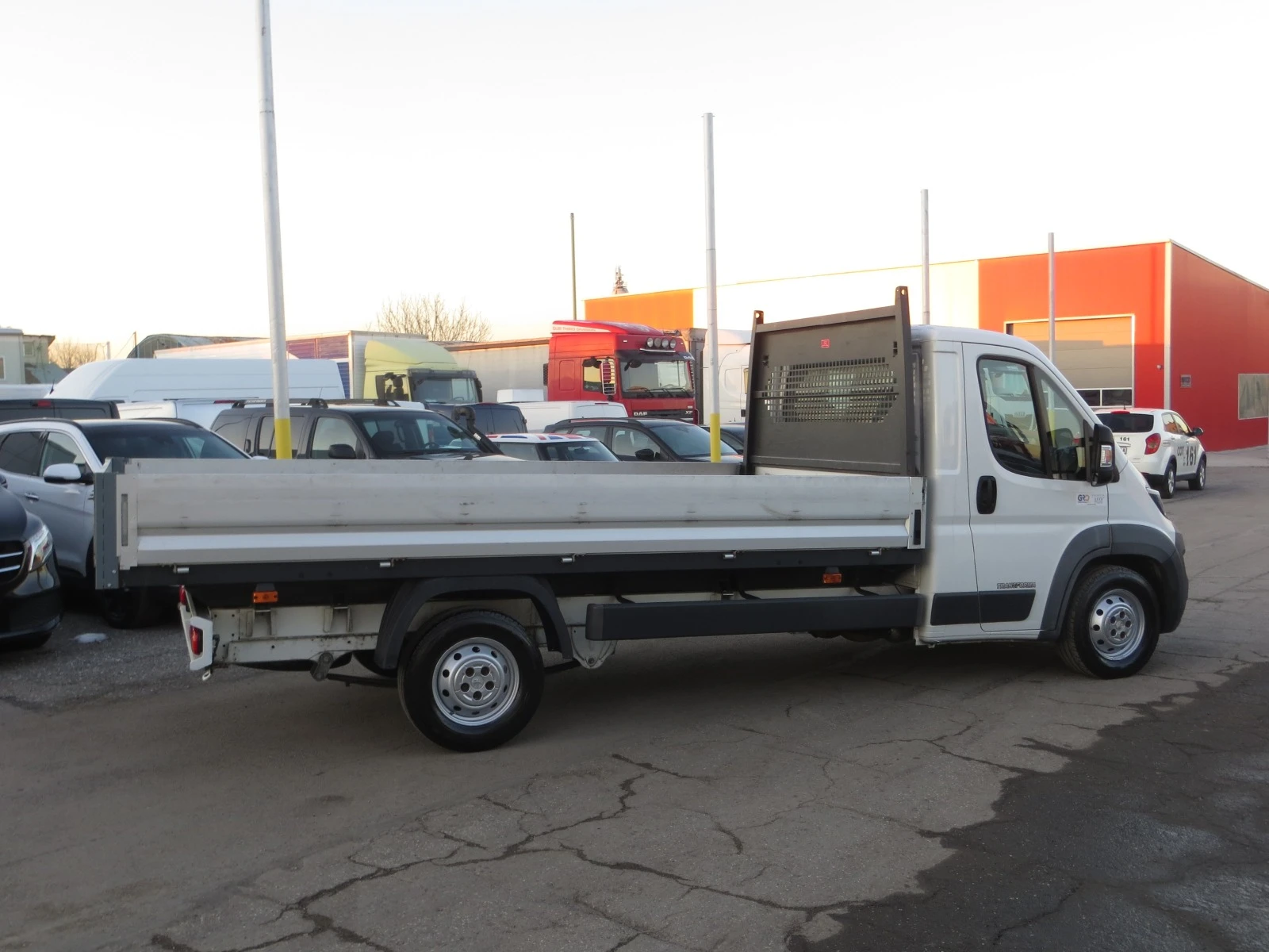 Peugeot Boxer 2.0 HDI Бордови - изображение 5