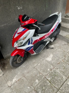 ����� �� �������� �� Honda Ns NSC 50R 