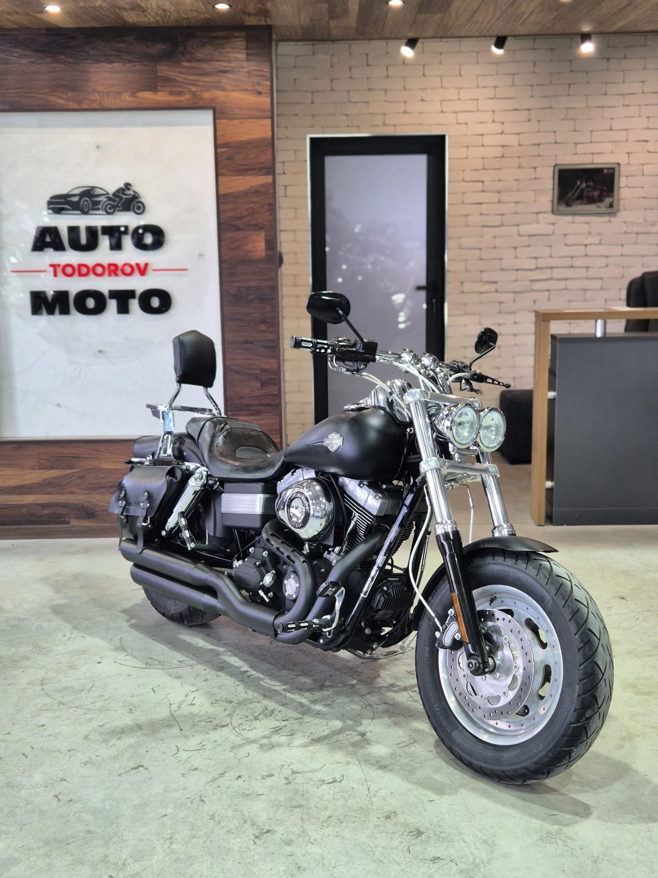 Harley-Davidson Dyna Fat Bob 96incha НОВ внос от ШВЕЙЦАРИЯ!!! ТОП ТОП!