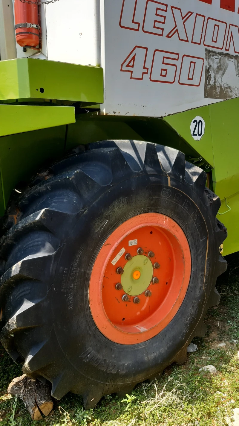 Комбайн Claas Lexion 460, снимка 10 - Селскостопанска техника - 47792828