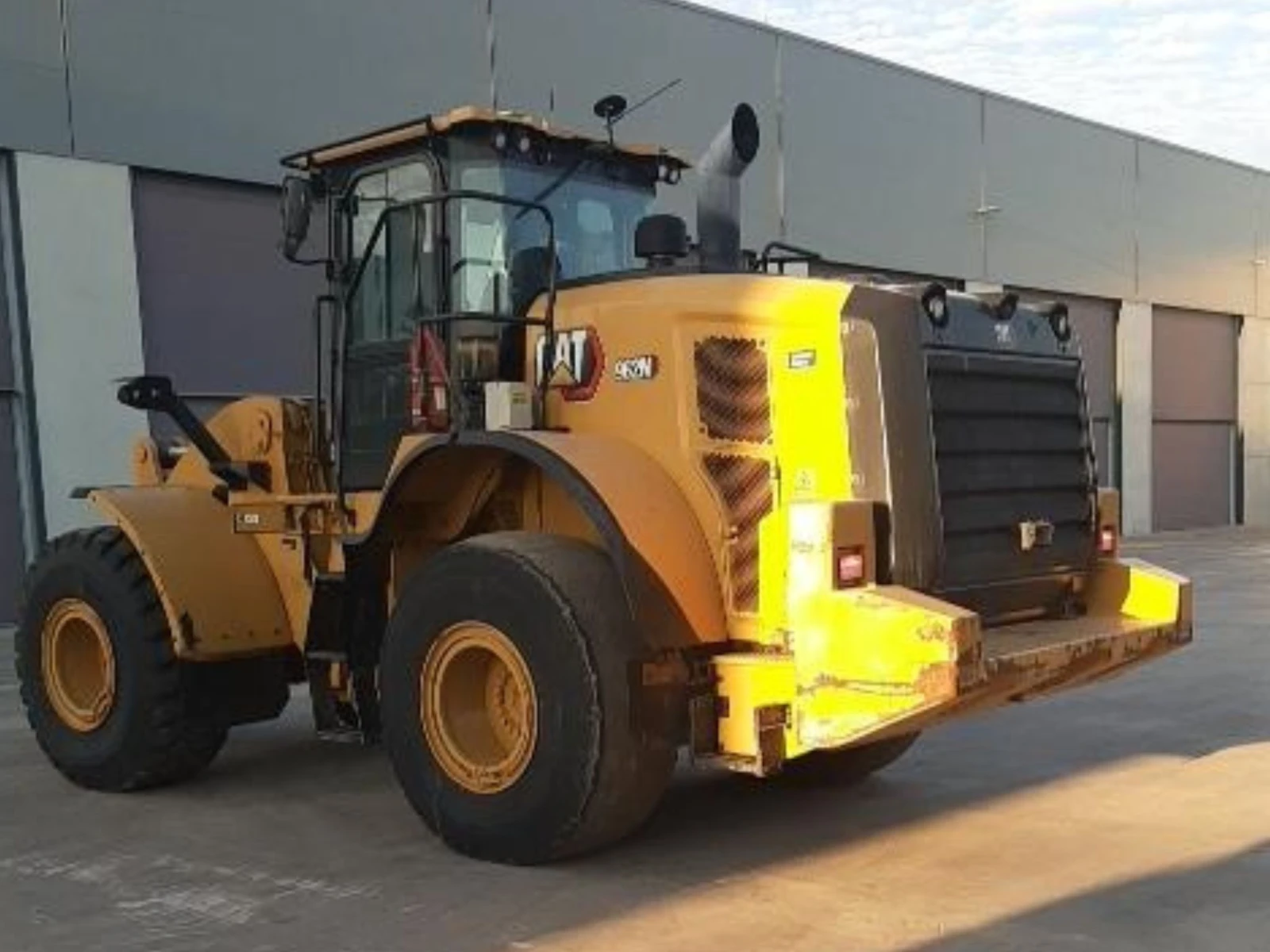 Челен товарач Cat 962M, снимка 3 - Индустриална техника - 53948061