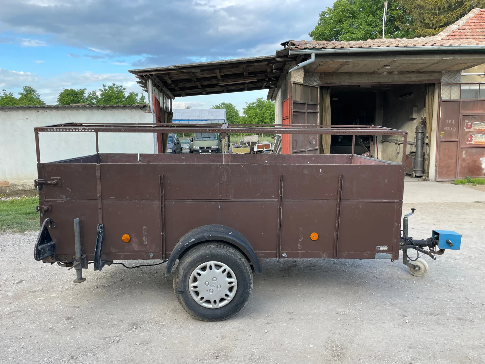   Vaas   | Mobile.bg   6