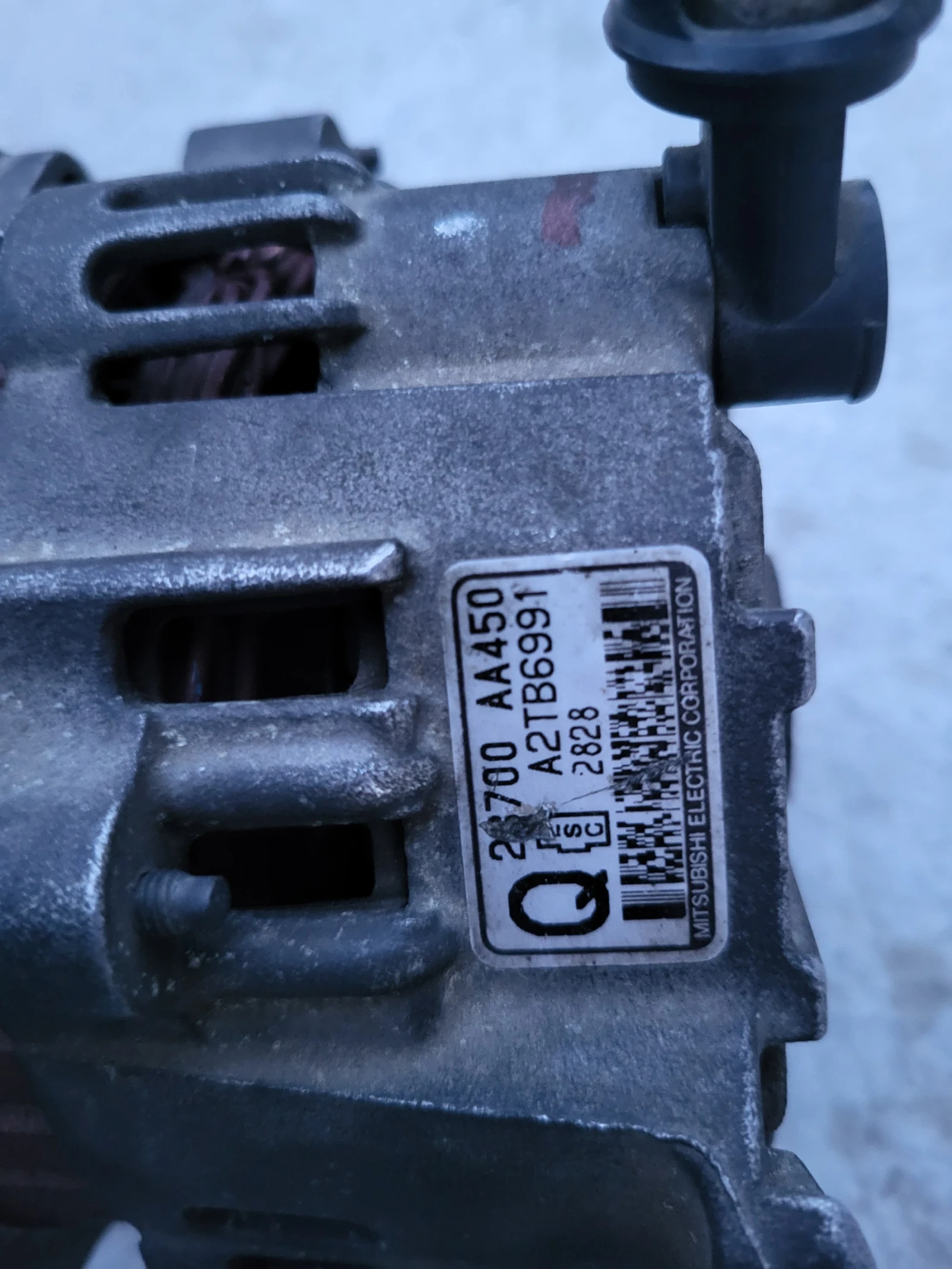 Употребявано динамо,генератор алтернатор за Subaru Forester бензин 2002-2008г., снимка 5 - Части - 54017868