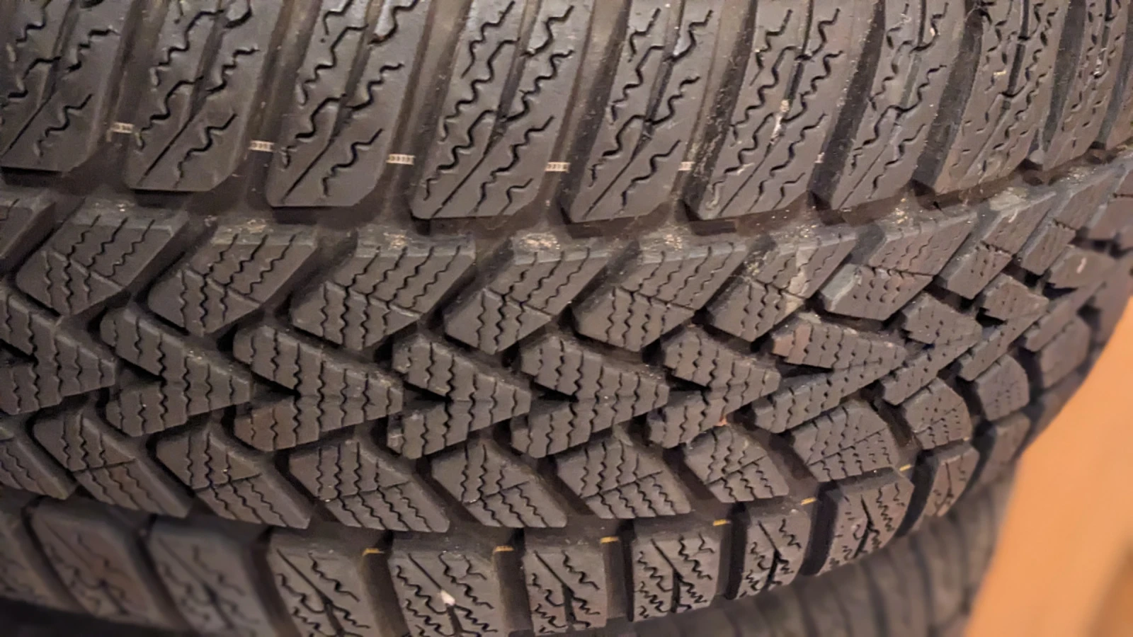    195/55R19.5 | Mobile.bg   3