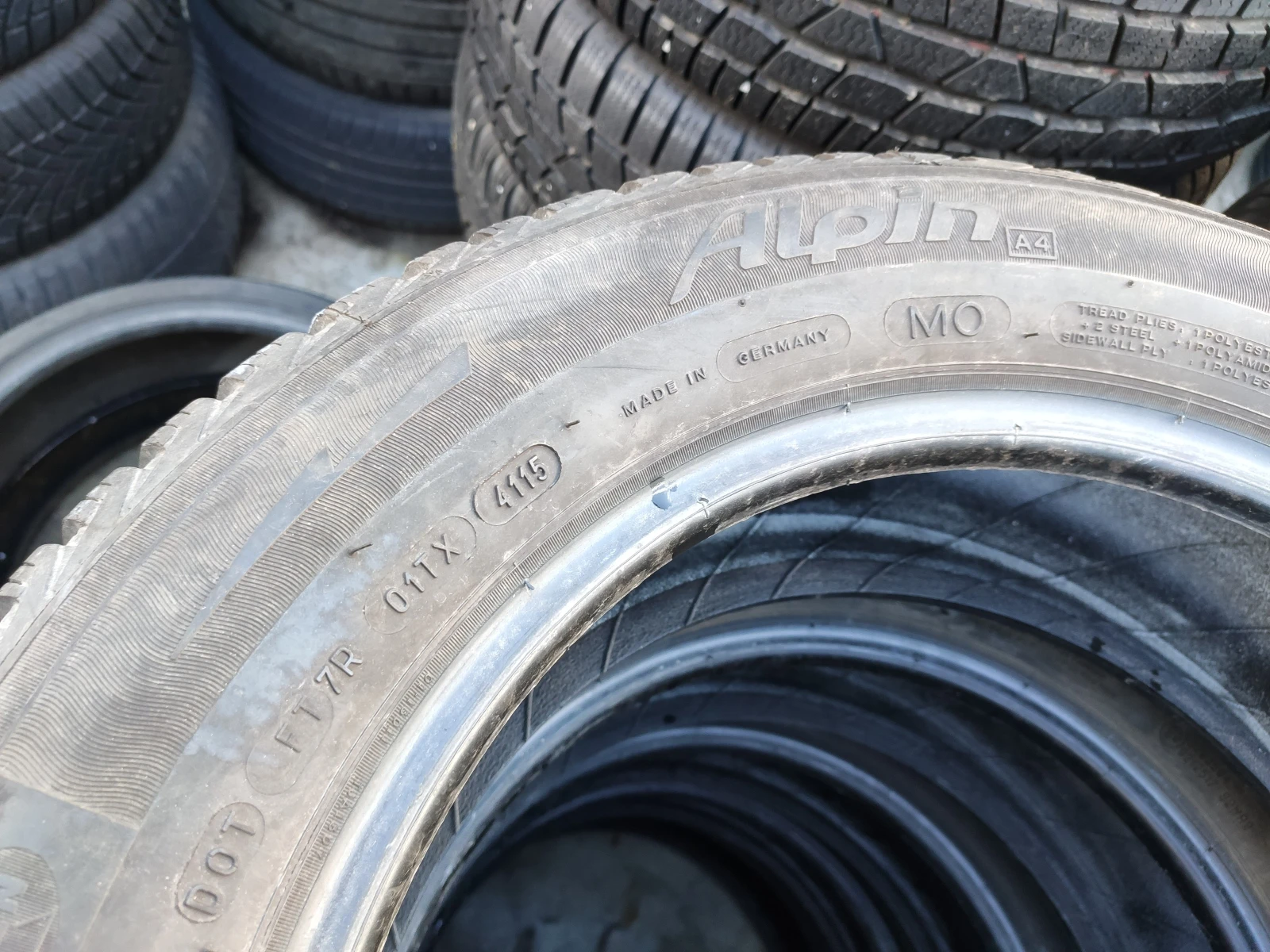 Гуми Зимни 205/60R16, снимка 9 - Гуми и джанти - 54000313