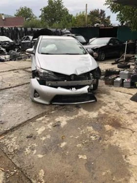 Toyota Auris 2.0 на части, снимка 2