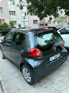 Toyota Aygo 1.0i, снимка 2