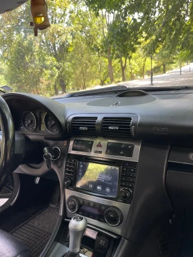 Обява за продажба на Mercedes-Benz C 320 Mercedes C320 Газ/Бензин ~6 000 лв. - изображение 7