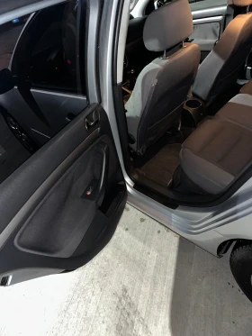 VW Golf | Mobile.bg    13