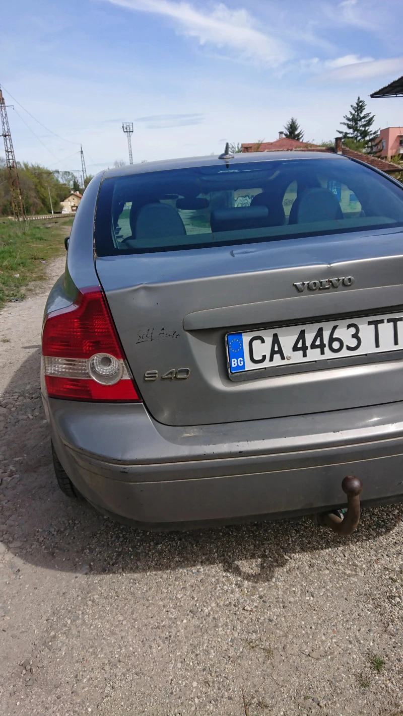 Volvo S40 на части, 2.4, 140к.с., LPG, снимка 2 - Автомобили и джипове - 46721275