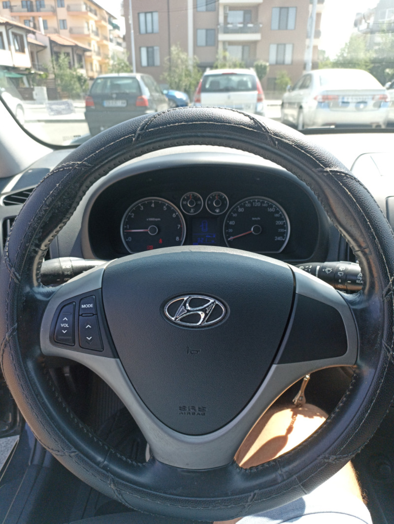 Hyundai I30, снимка 8 - Автомобили и джипове - 45269287