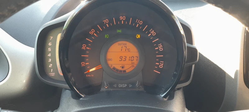 Toyota Aygo 1.0i 93 000km EURO 6, снимка 15 - Автомобили и джипове - 47602294