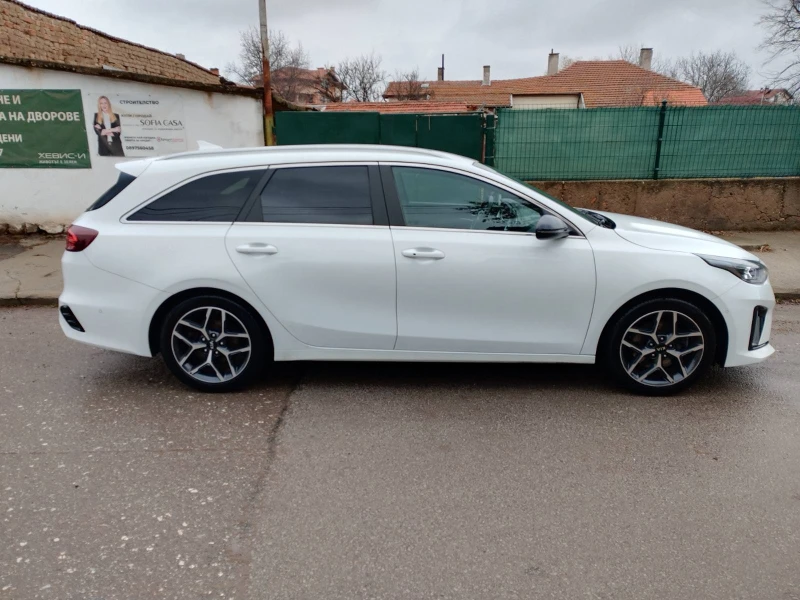 Kia Ceed 1.5 T-GDI GT-Line, снимка 5 - Автомобили и джипове - 48305701