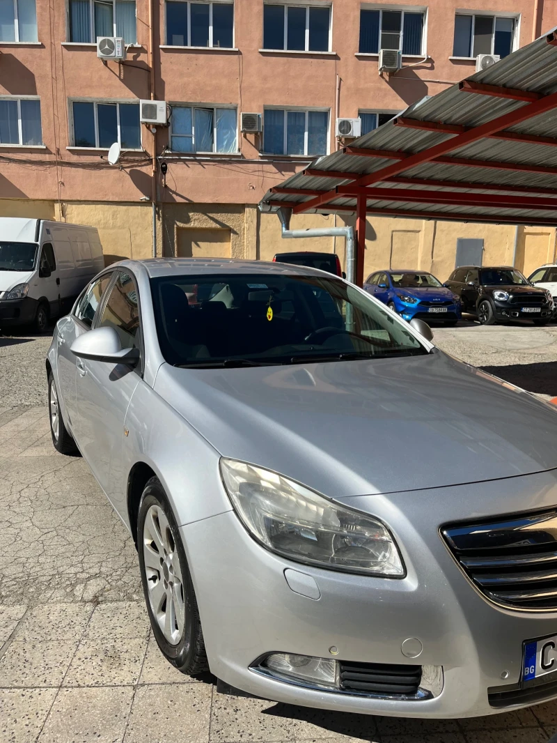 Opel Insignia, снимка 3 - Автомобили и джипове - 49126303