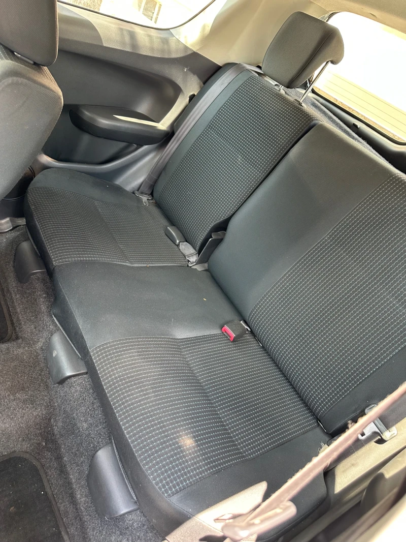 Suzuki Swift 1.3 Бензин, снимка 6 - Автомобили и джипове - 52550074