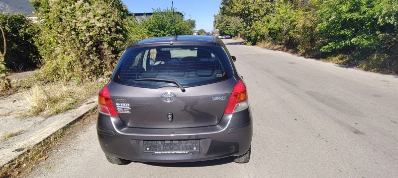 Toyota Yaris 1.0VVT-i 93000км FACELIFT, снимка 6 - Автомобили и джипове - 51737299