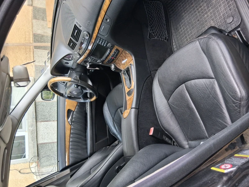 Mercedes-Benz E 220, снимка 12 - Автомобили и джипове - 52829844