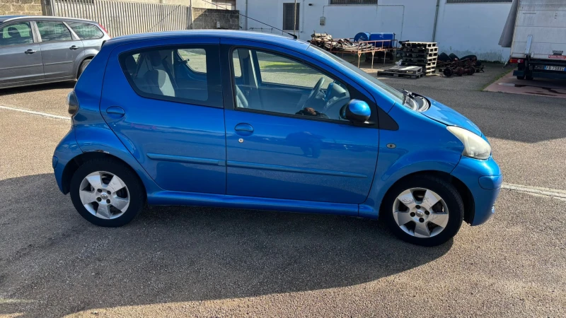 Toyota Aygo Автомати Бензин 4 врати