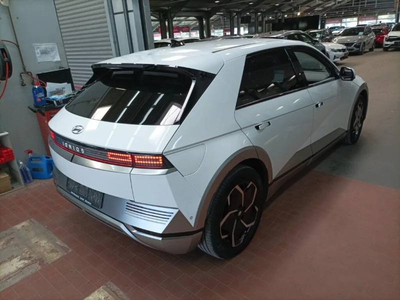 Hyundai Ioniq 5 72.6KWh/UNIQ/ГАРАНЦИЯ/360/HEADUP/BOSE/SOH100%, снимка 2 - Автомобили и джипове - 55936898