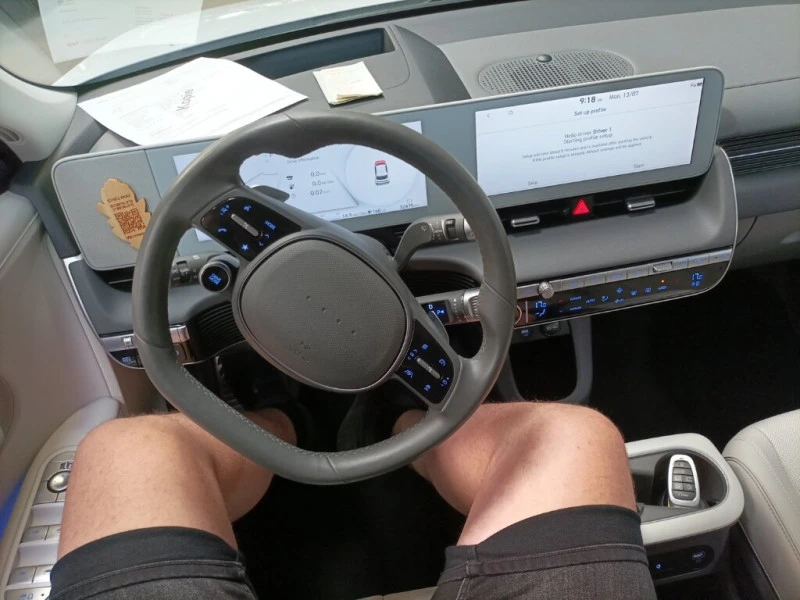 Hyundai Ioniq 5 72.6KWh/UNIQ/ГАРАНЦИЯ/360/HEADUP/BOSE/SOH100%, снимка 4 - Автомобили и джипове - 55936898