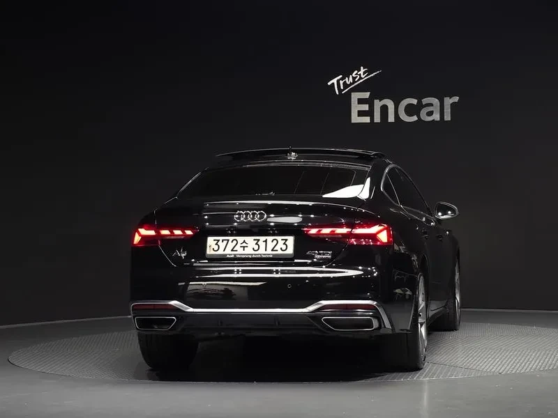 Audi A5 2.0 TDI - САМО 30% АВАНС, снимка 4 - Автомобили и джипове - 56003336