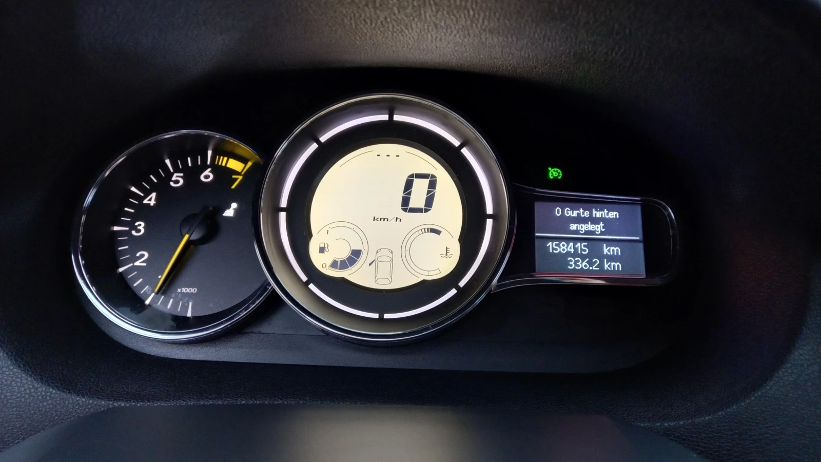 Renault Megane 1.6i       | Mobile.bg   13