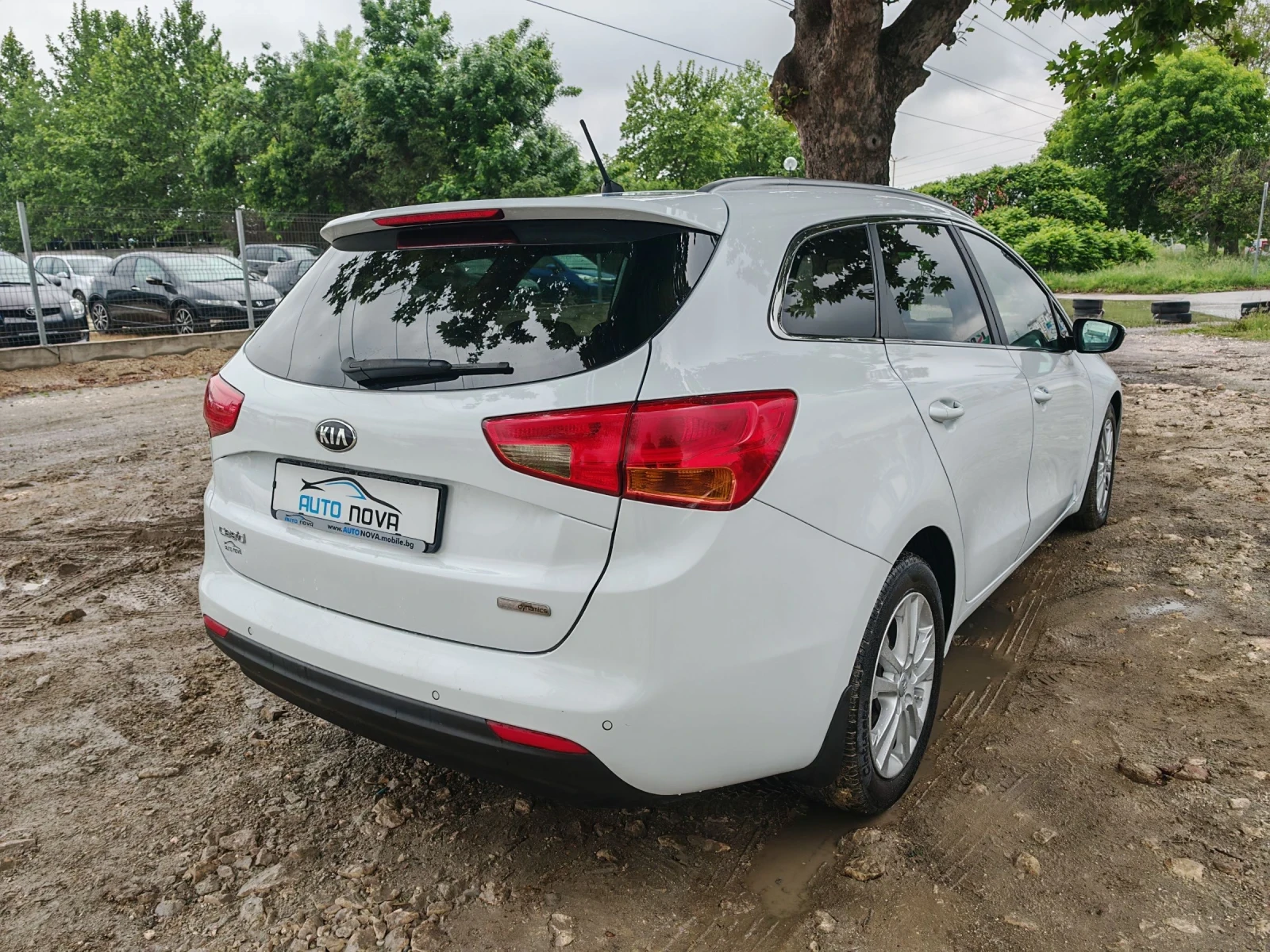 Kia Ceed 1.6 ДИЗЕЛ 129 К.С. КАТО НОВА! УНИКАЛЕН! - изображение 5