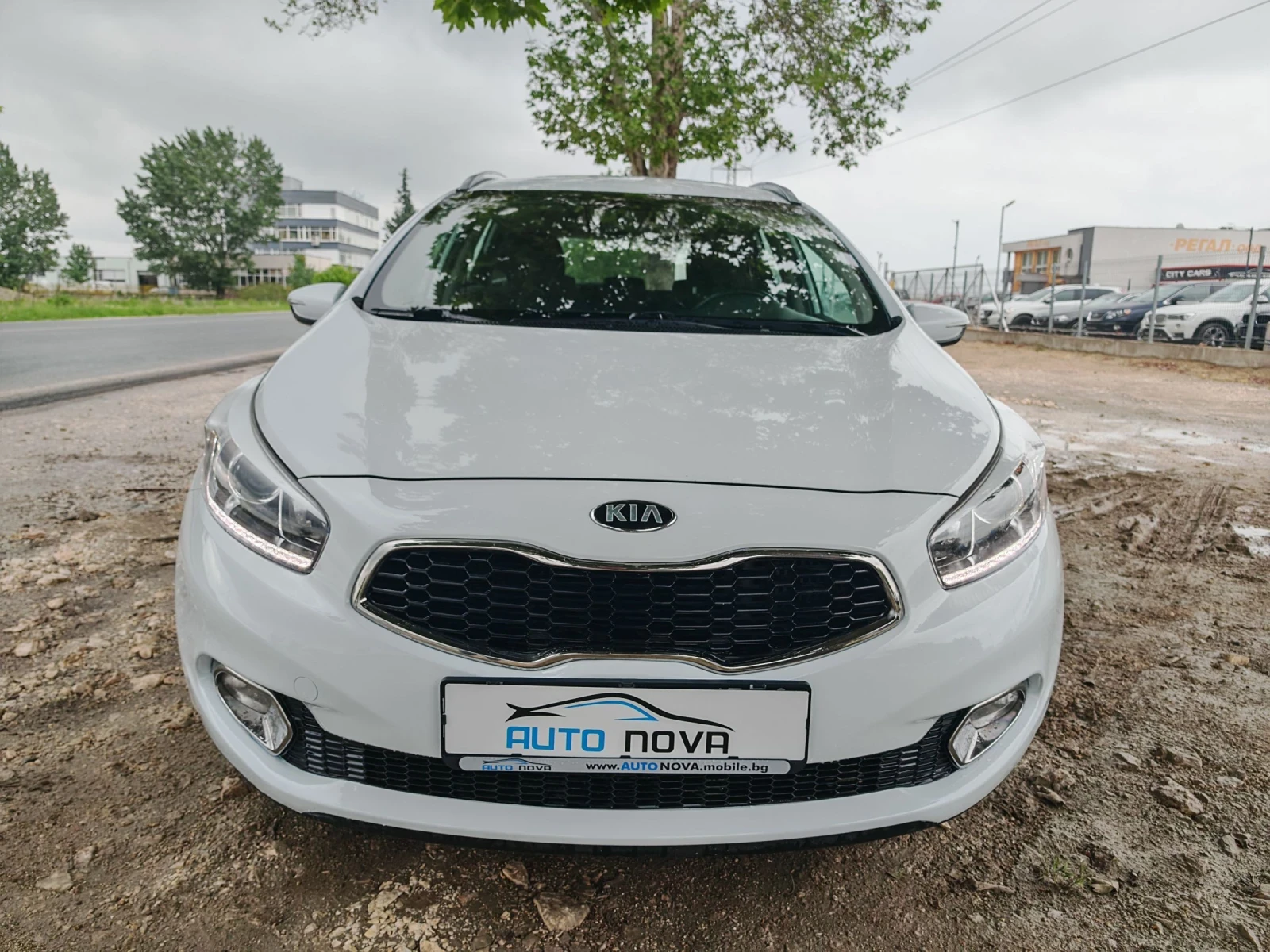 Kia Ceed 1.6 ДИЗЕЛ 129 К.С. КАТО НОВА! УНИКАЛЕН! - изображение 2